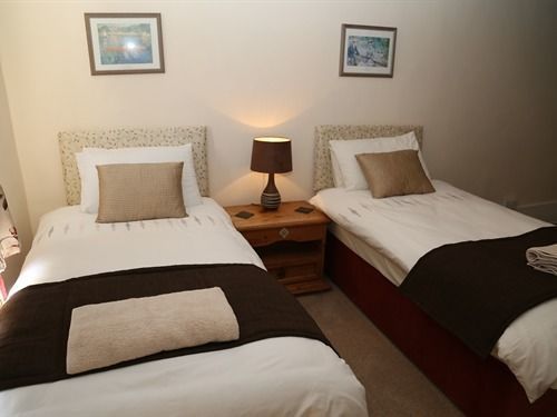 The Northbrook Arms Hotel Micheldever Kültér fotó